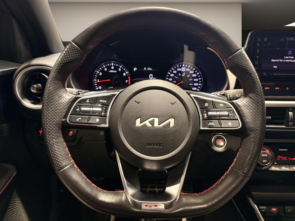 2023 Kia Forte - Image 15