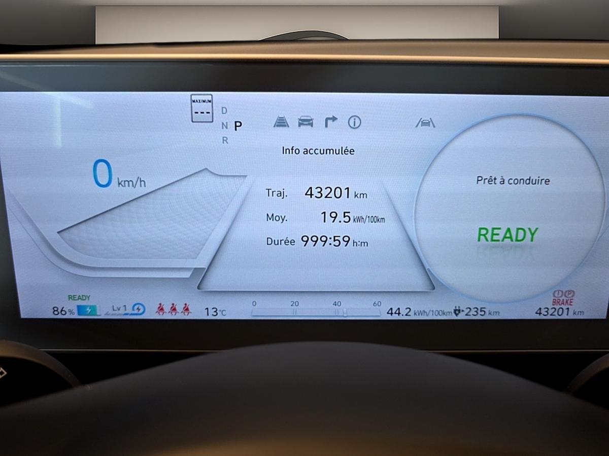 2023 Hyundai IONIQ 5 - Image 12