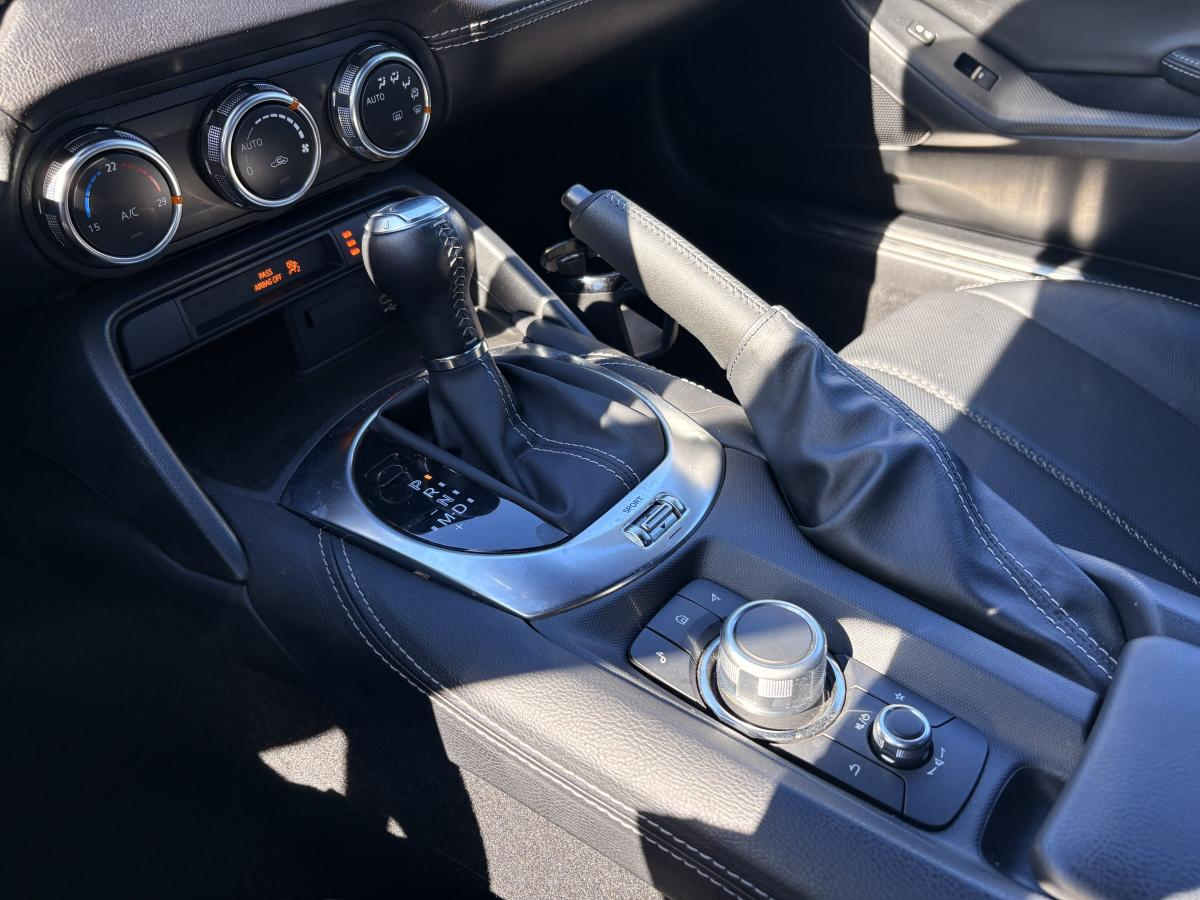 2024 Mazda MX-5 - Image 19