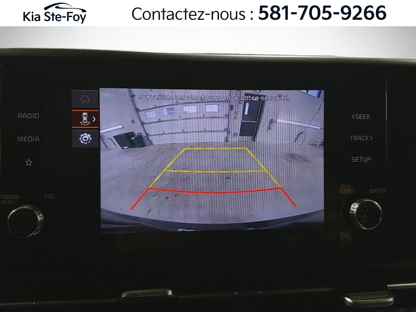 2024 Kia Carnival - Image 18