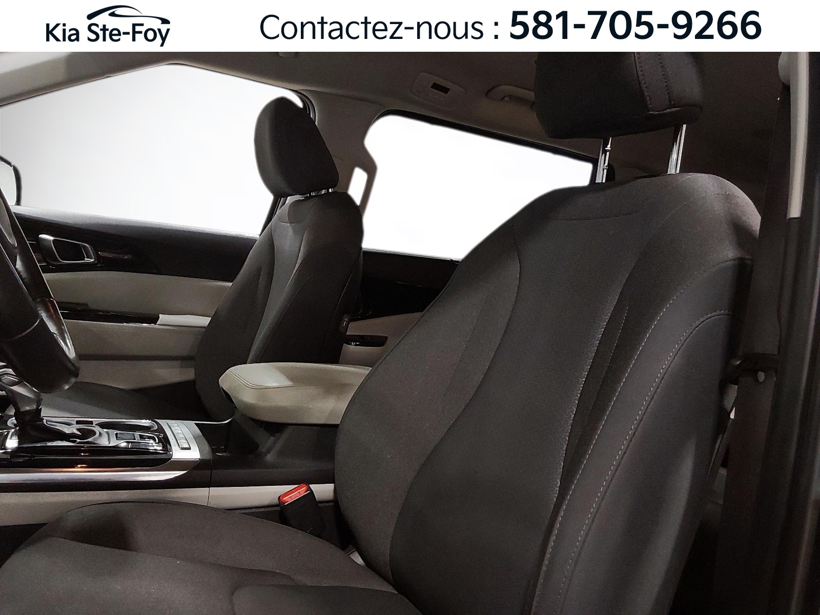 2024 Kia Carnival - Image 19