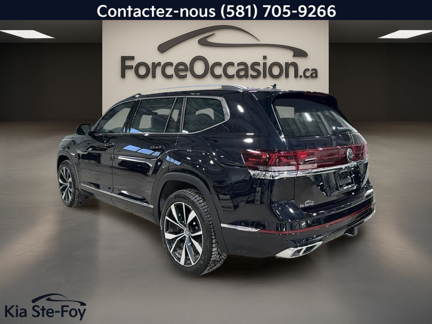 2025 Volkswagen Atlas - Image 2