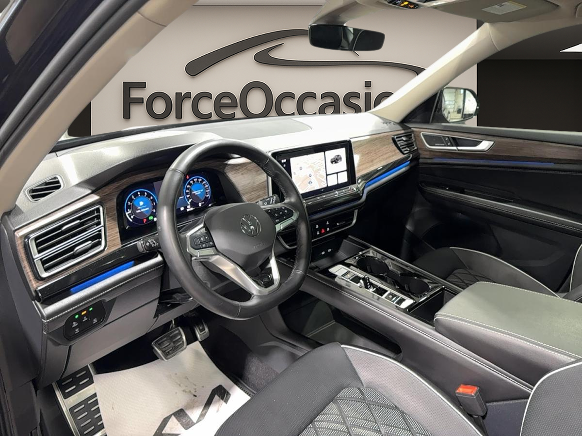 2025 Volkswagen Atlas - Image 15