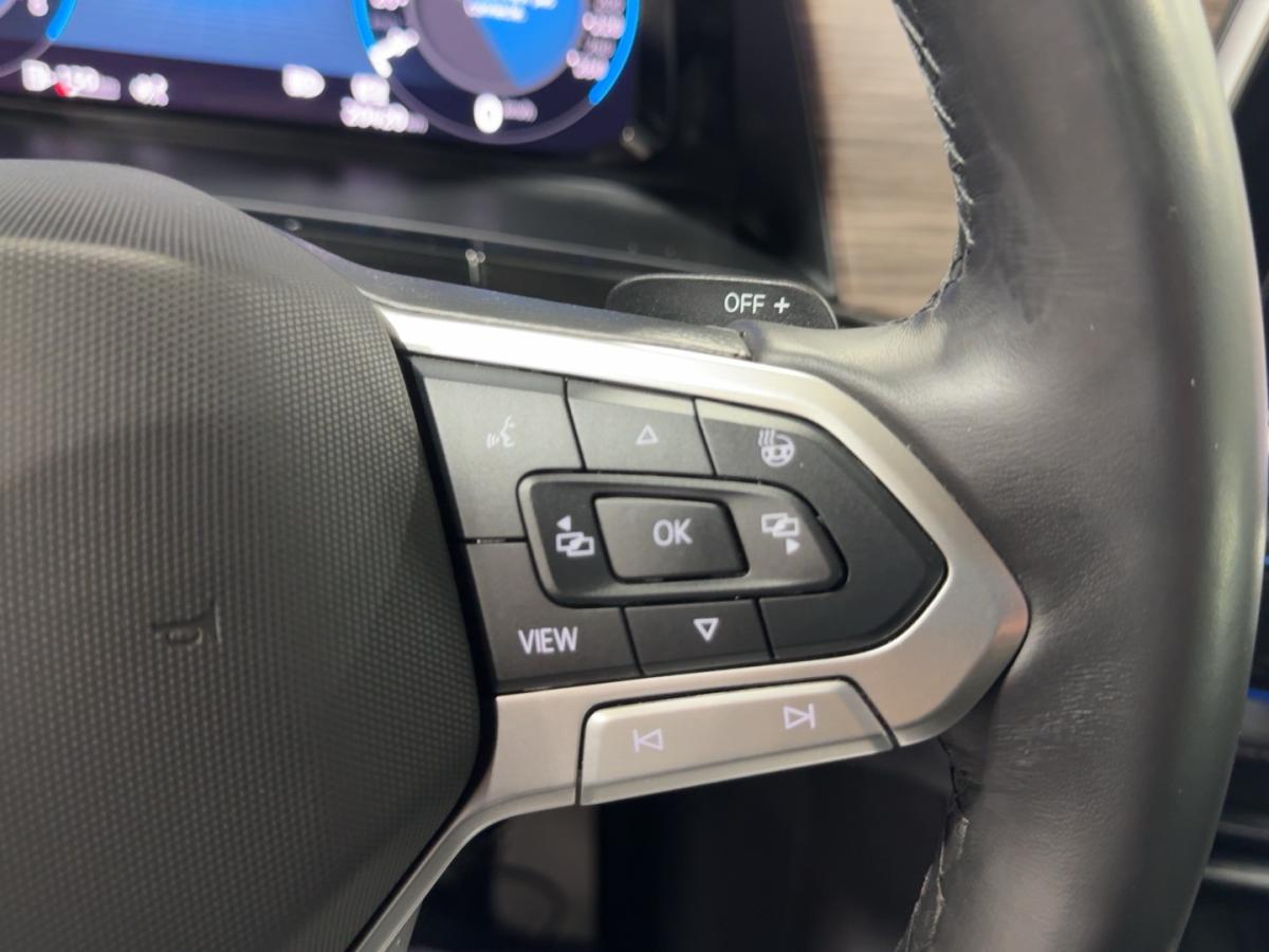 2025 Volkswagen Atlas - Image 32