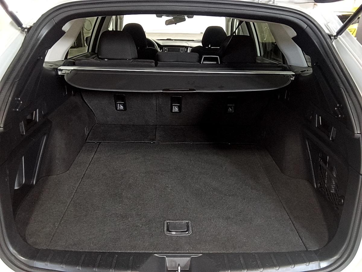 2020 Subaru Outback - Image 9