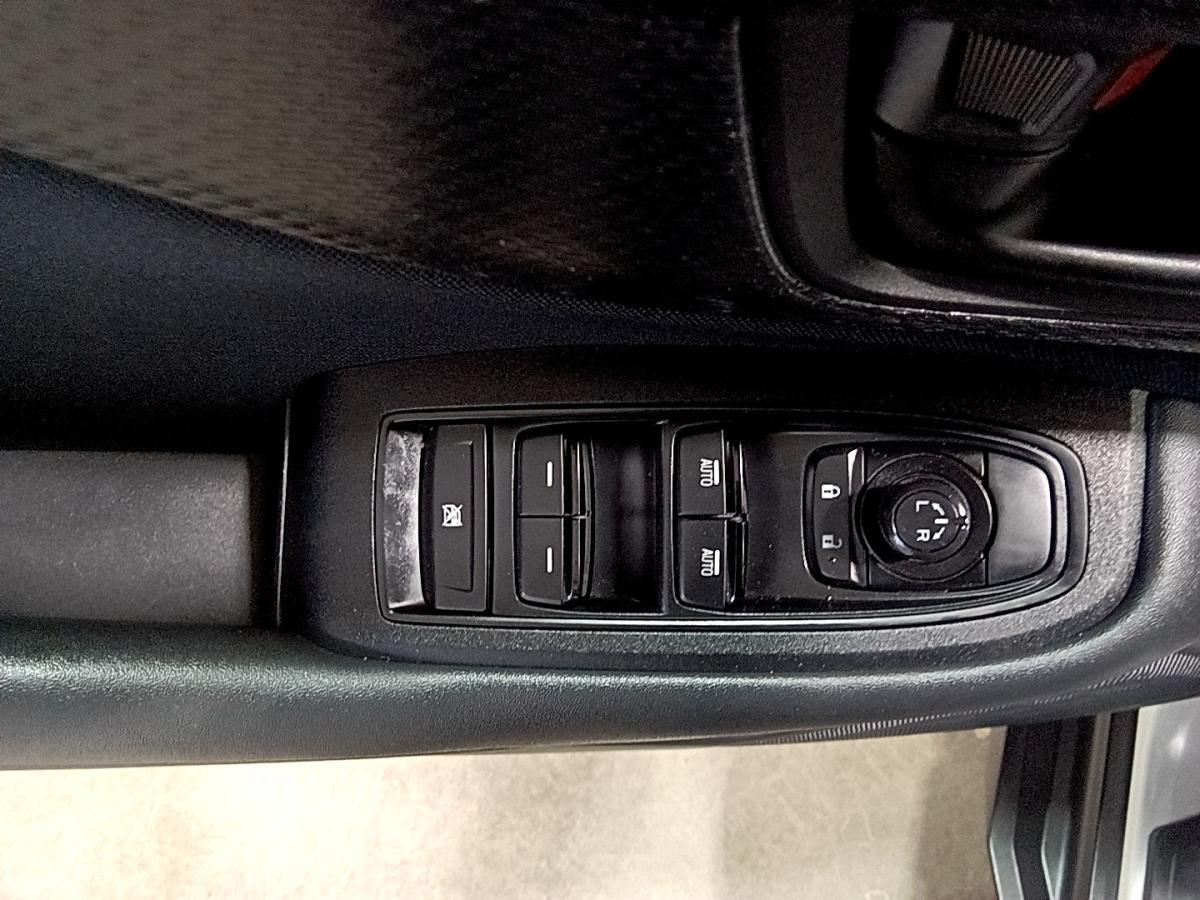 2020 Subaru Outback - Image 25