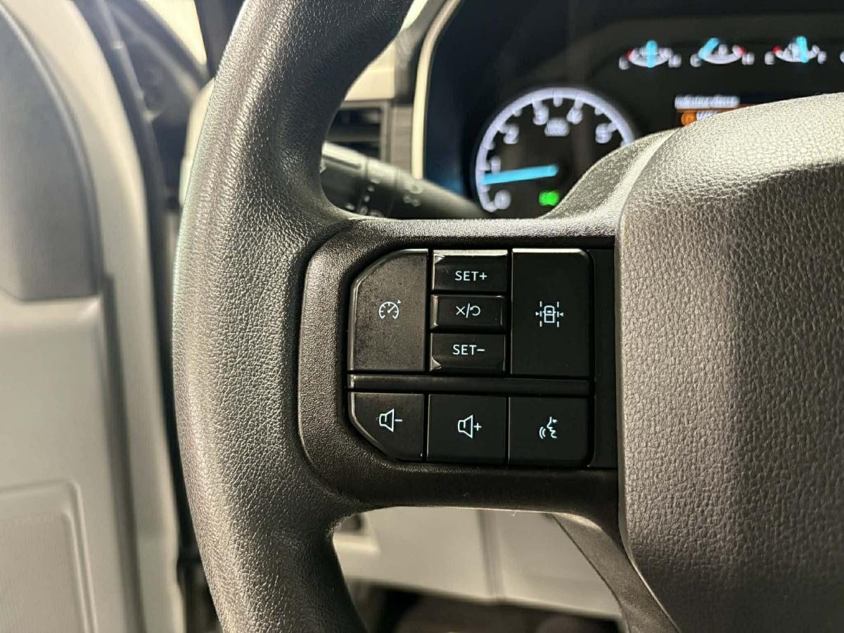 2022 Ford F-150 - Image 17