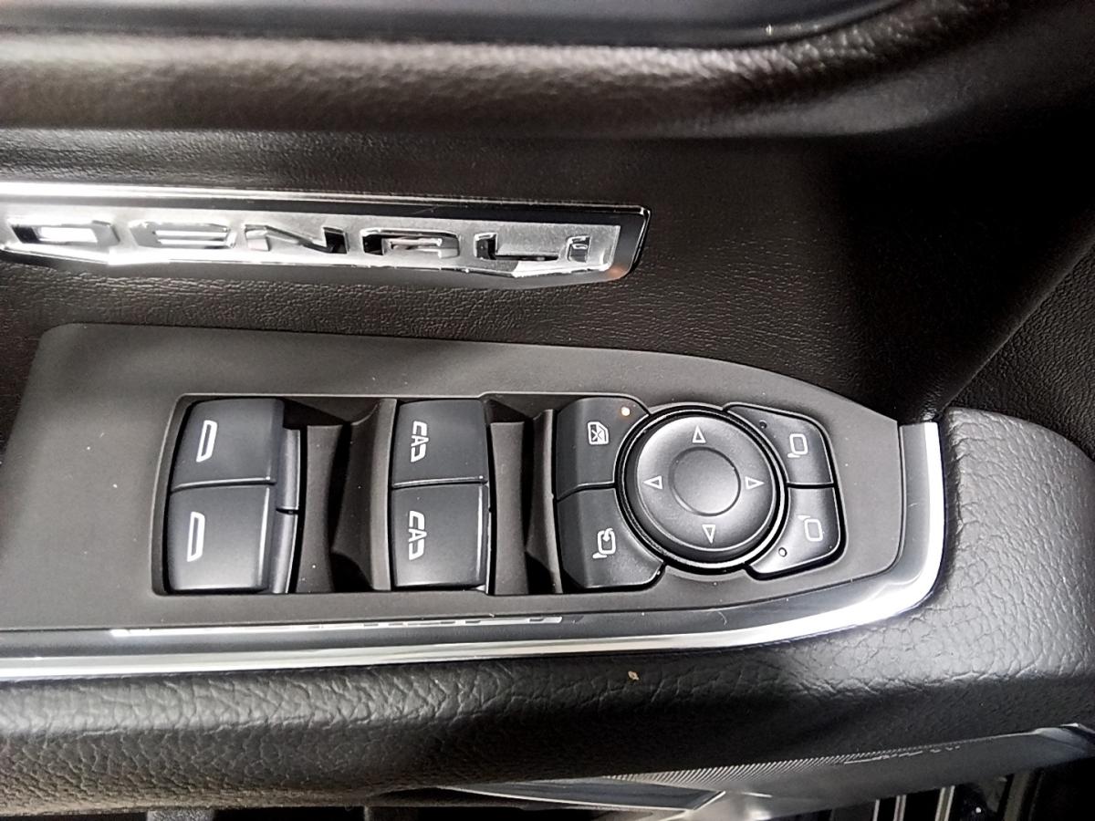 2025 GMC Sierra 1500 - Image 16