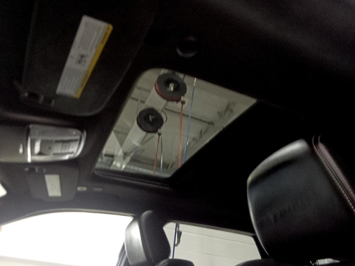 2022 Dodge Durango - Image 26