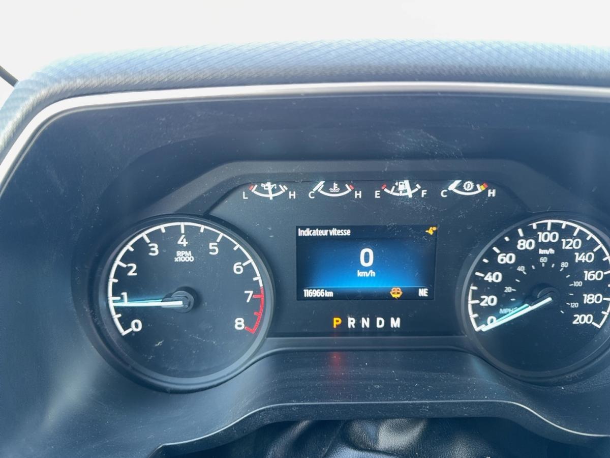 2022 Ford F-150 - Image 13