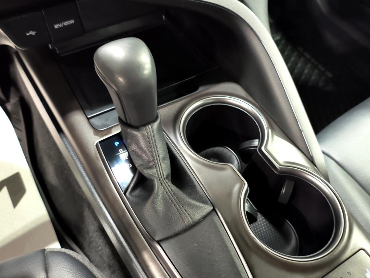 2024 Toyota Camry - Image 16