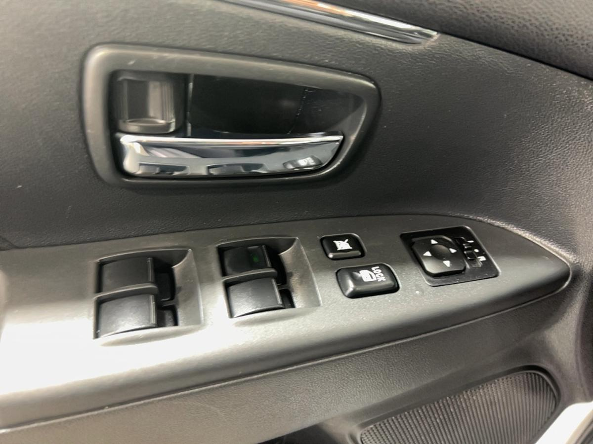 2021 Mitsubishi RVR - Image 13