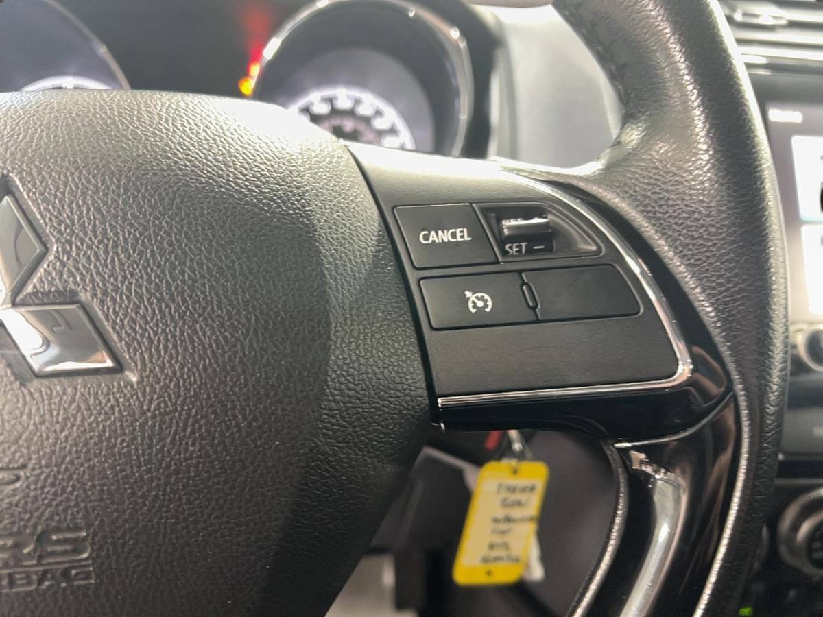 2021 Mitsubishi RVR - Image 16