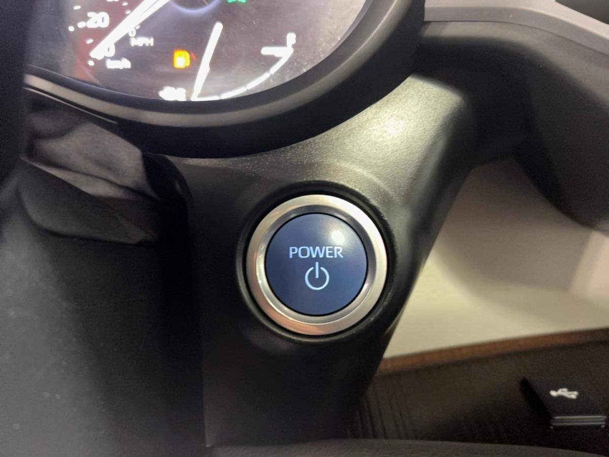 2023 Toyota Sienna - Image 20