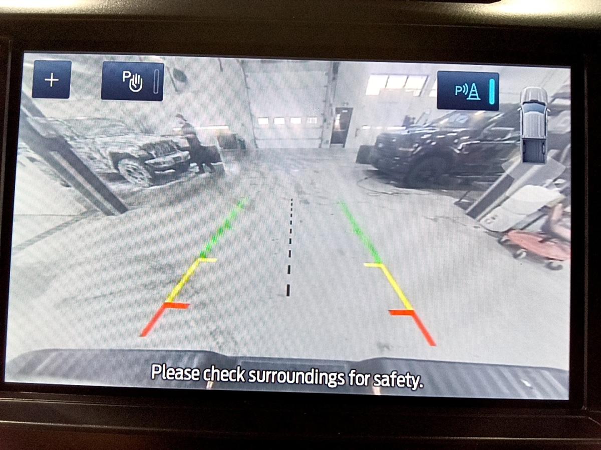 2022 Ford F-150 - Image 19