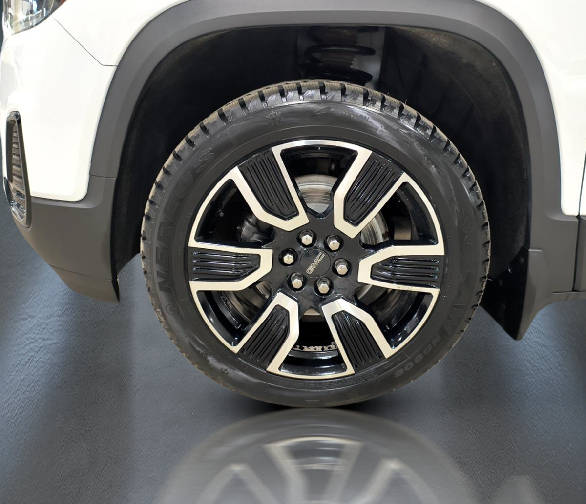 2021 GMC Acadia - Image 8