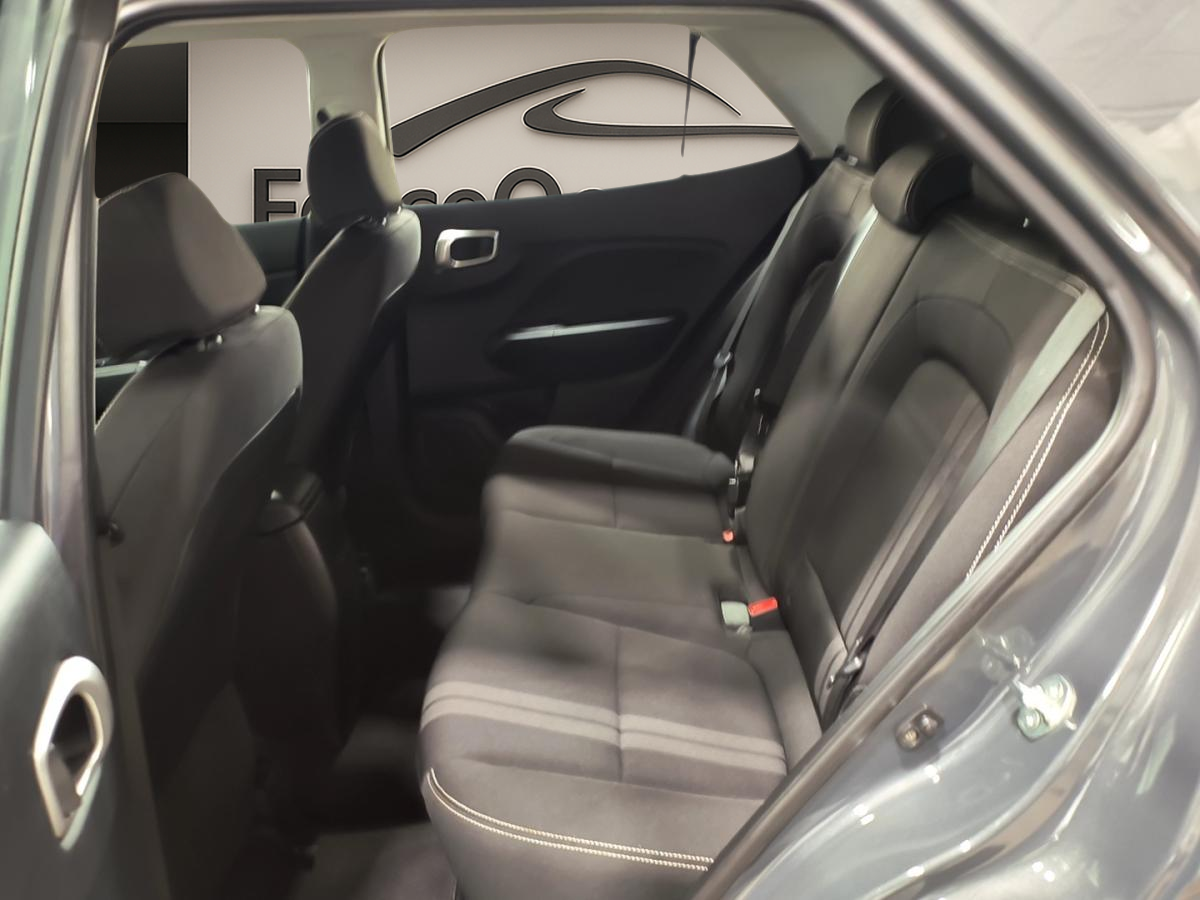 2024 Hyundai Venue - Image 22