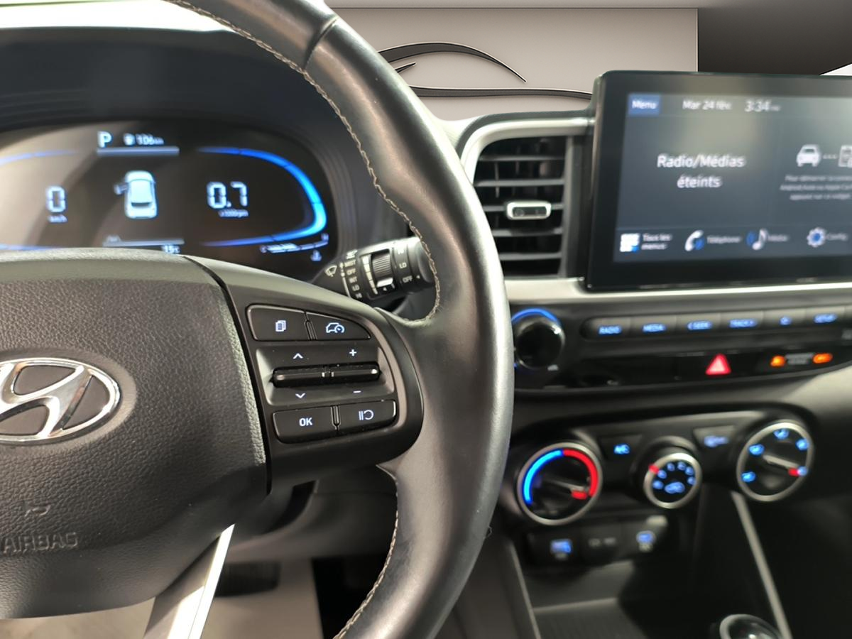 2024 Hyundai Venue - Image 28