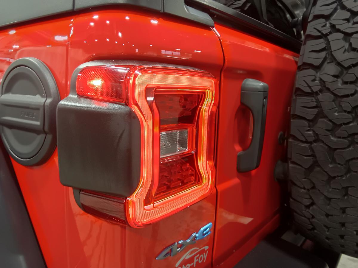 2023 Jeep Wrangler 4xe - Image 10