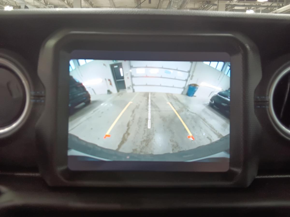 2023 Jeep Wrangler 4xe - Image 21