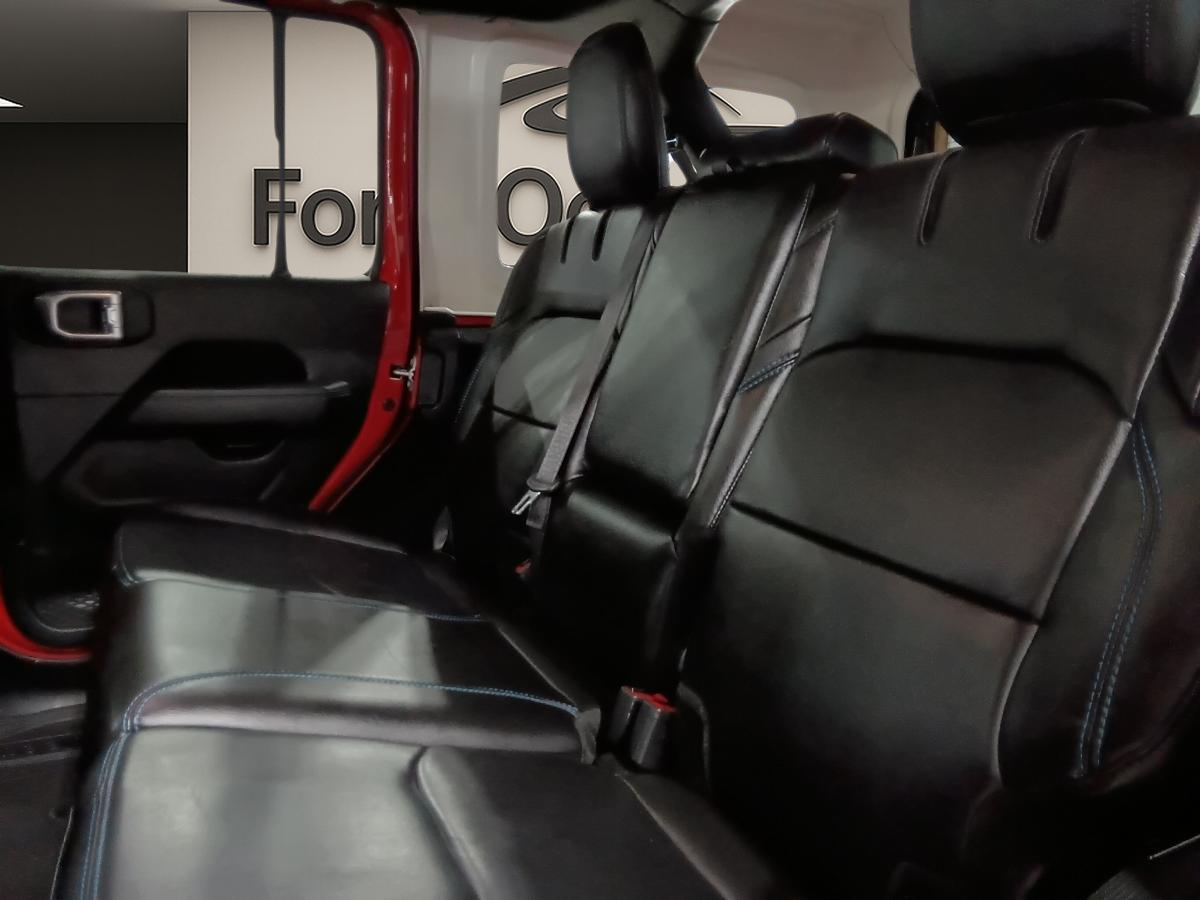 2023 Jeep Wrangler 4xe - Image 28