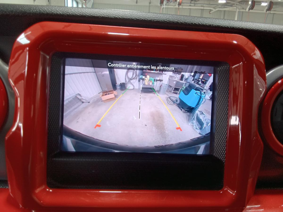 2021 Jeep Wrangler - Image 21