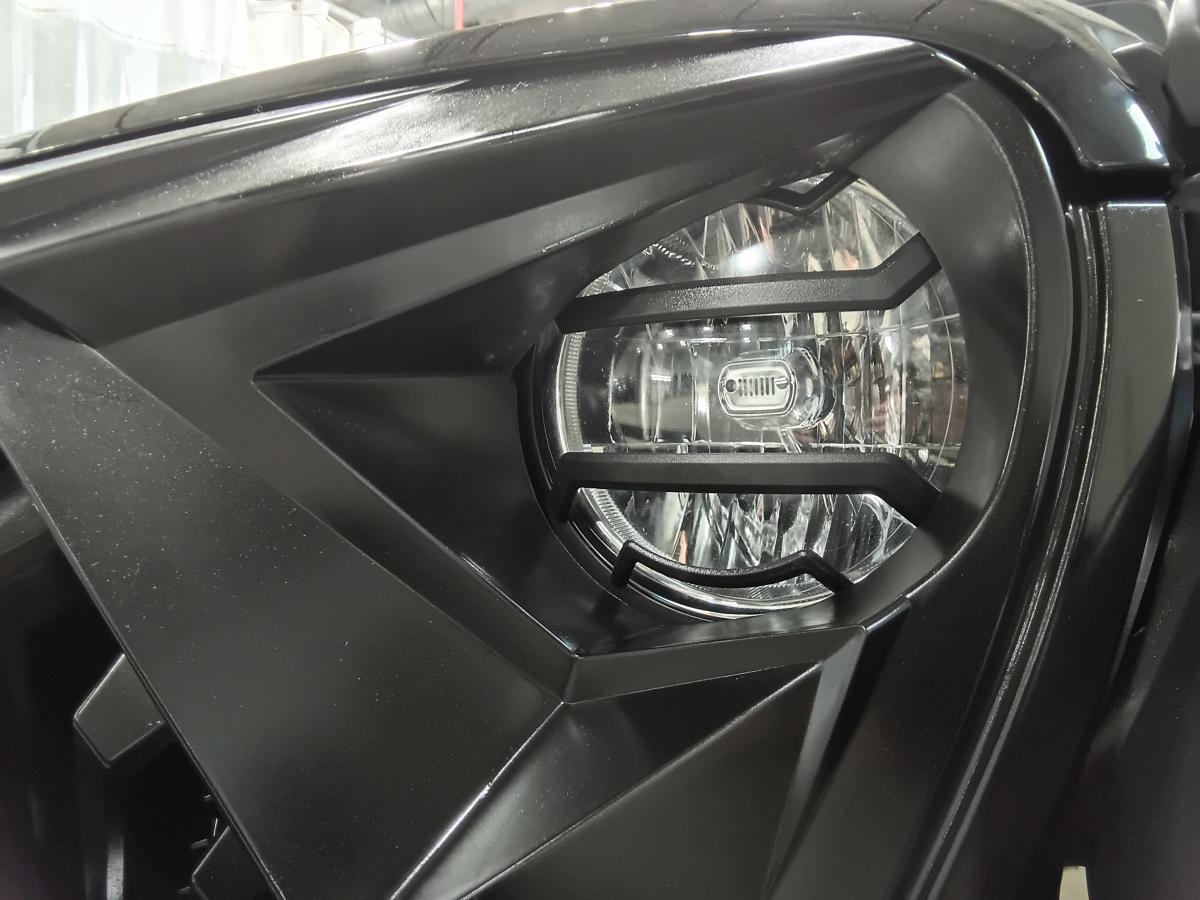 2021 Jeep Wrangler - Image 25