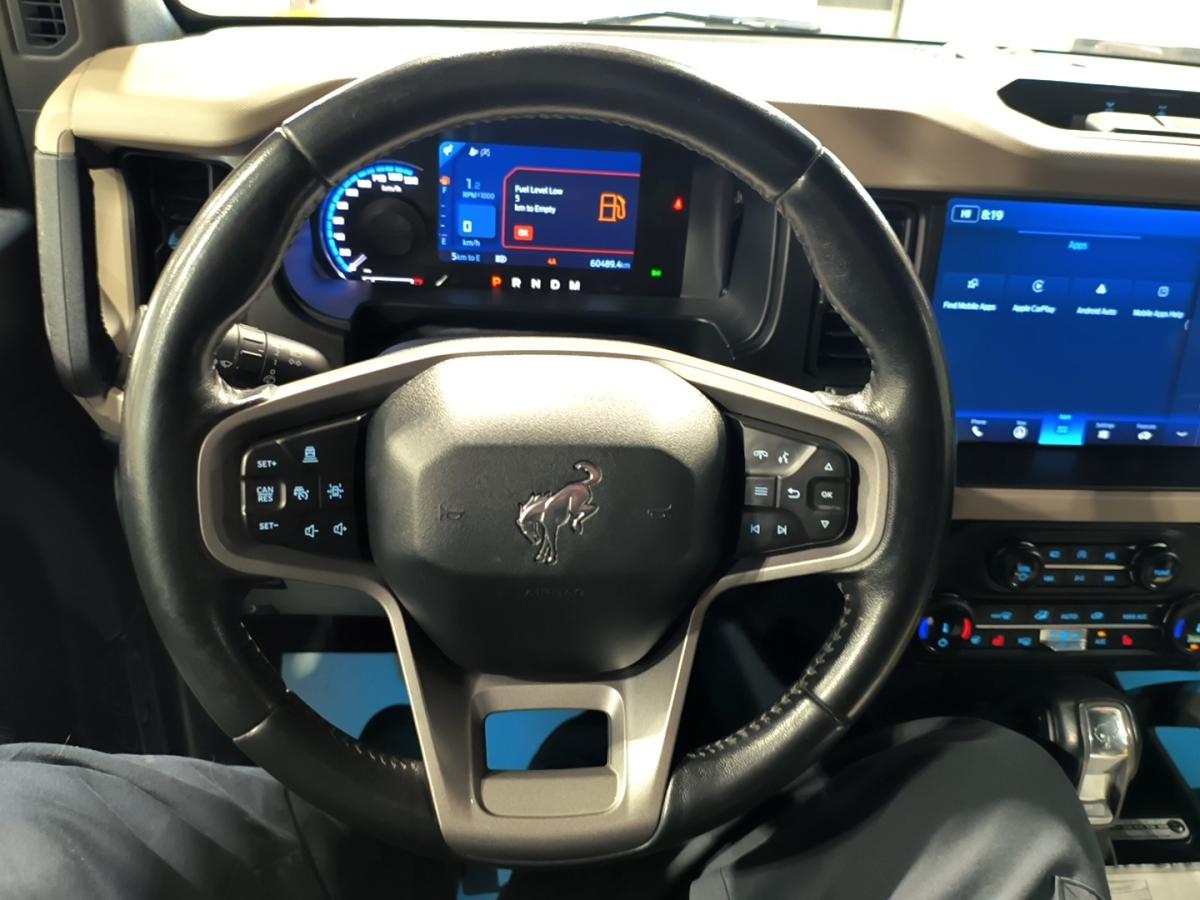 2022 Ford Bronco - Image 16