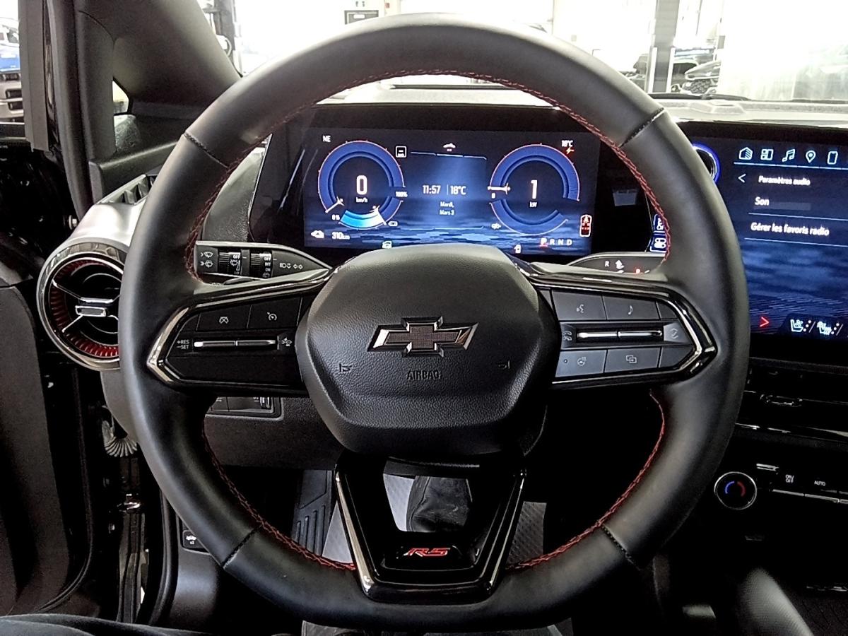 2025 Chevrolet Equinox EV - Image 16