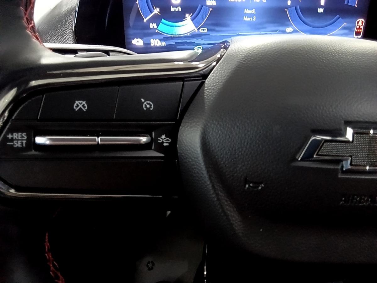 2025 Chevrolet Equinox EV - Image 17