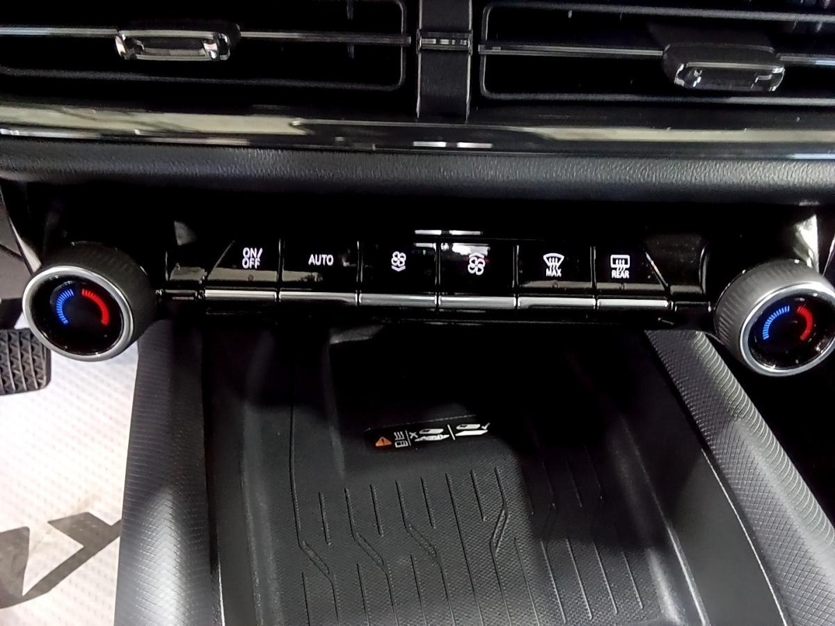 2025 Chevrolet Equinox EV - Image 32