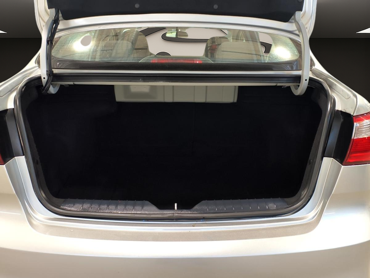 2017 Kia Rio - Image 9