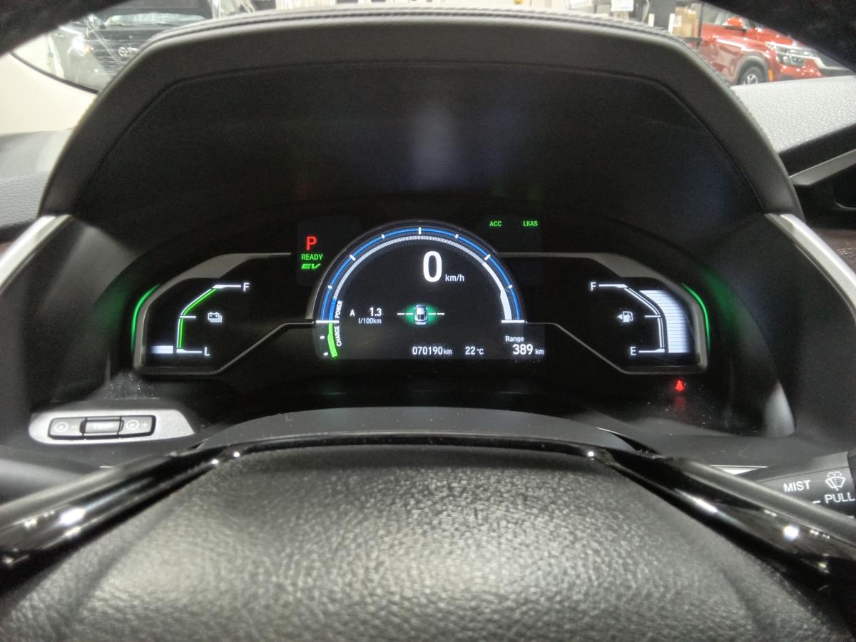 2018 Honda Clarity Plug-in Hybrid - Image 18