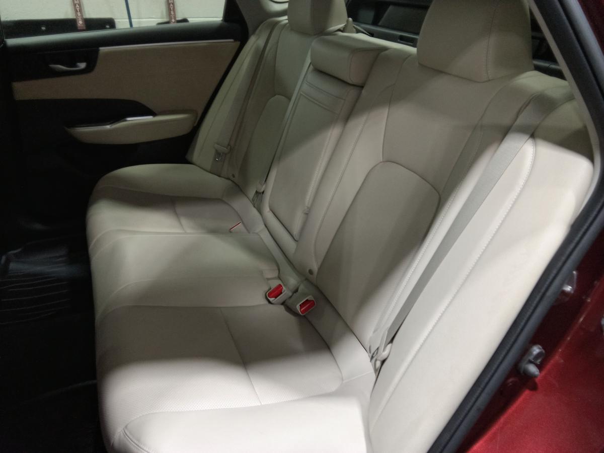 2018 Honda Clarity Plug-in Hybrid - Image 25