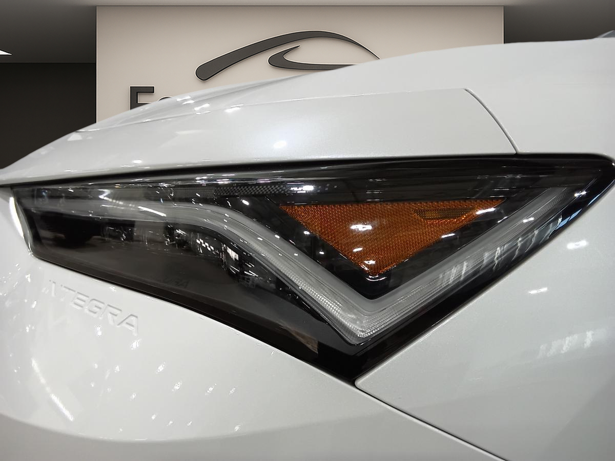 2025 Acura Integra - Image 9