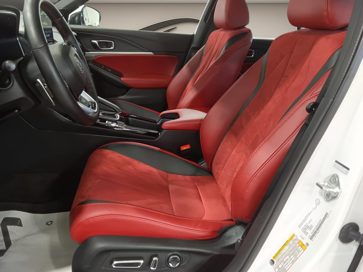 2025 Acura Integra - Image 29