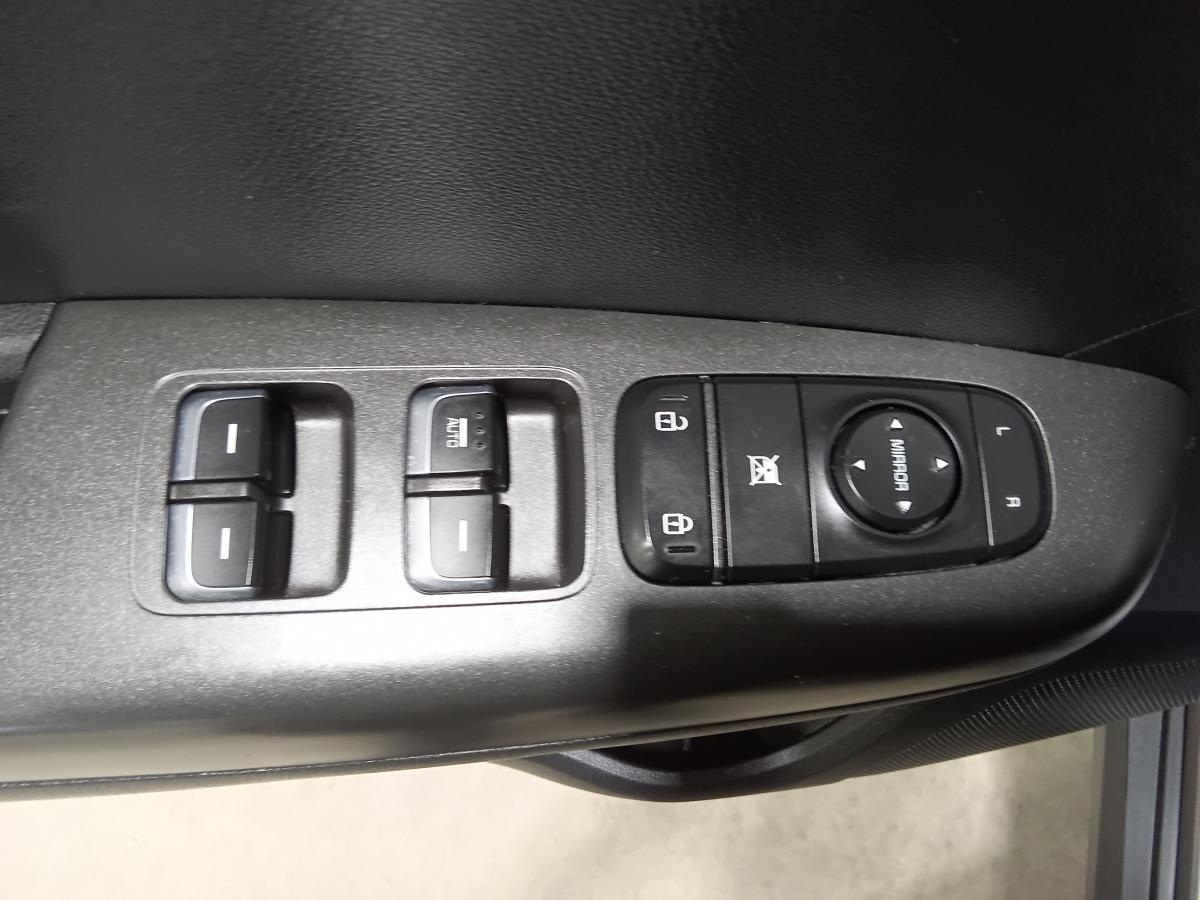 2019 Kia Sportage - Image 13