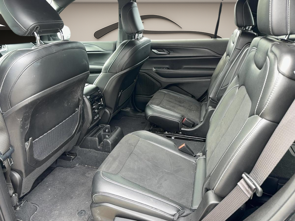 2024 Jeep Grand Cherokee L - Image 7