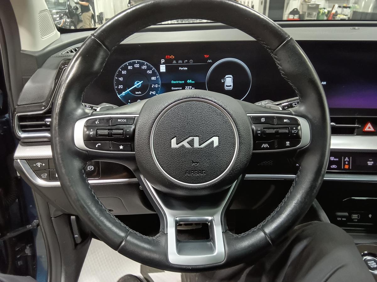 2023 Kia Sportage - Image 16