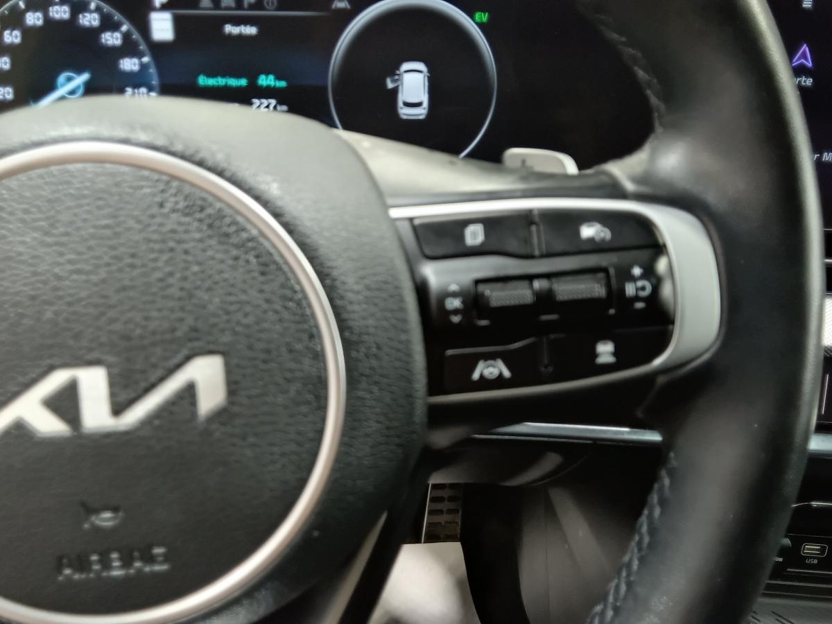 2023 Kia Sportage - Image 18