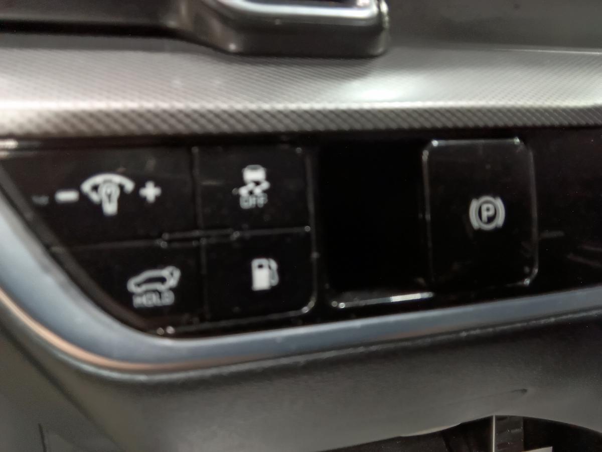 2023 Kia Sportage - Image 24