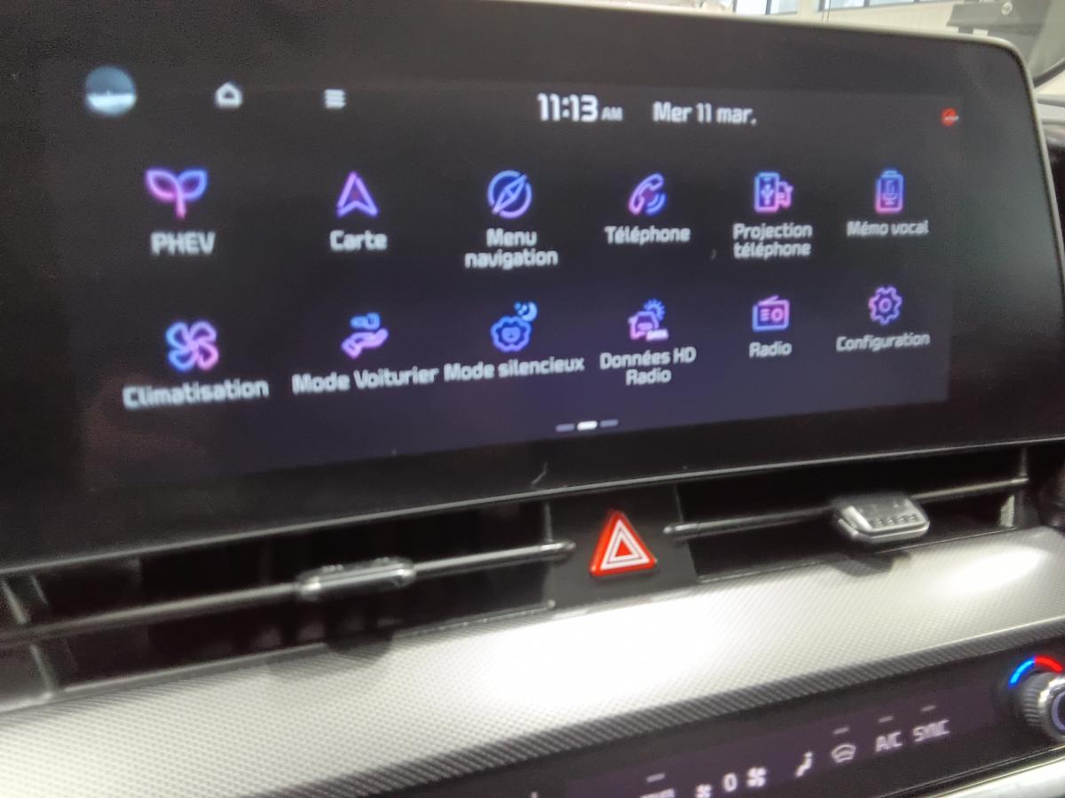 2023 Kia Sportage - Image 27