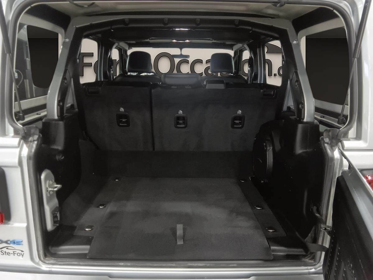 2023 Jeep Wrangler 4xe - Image 10