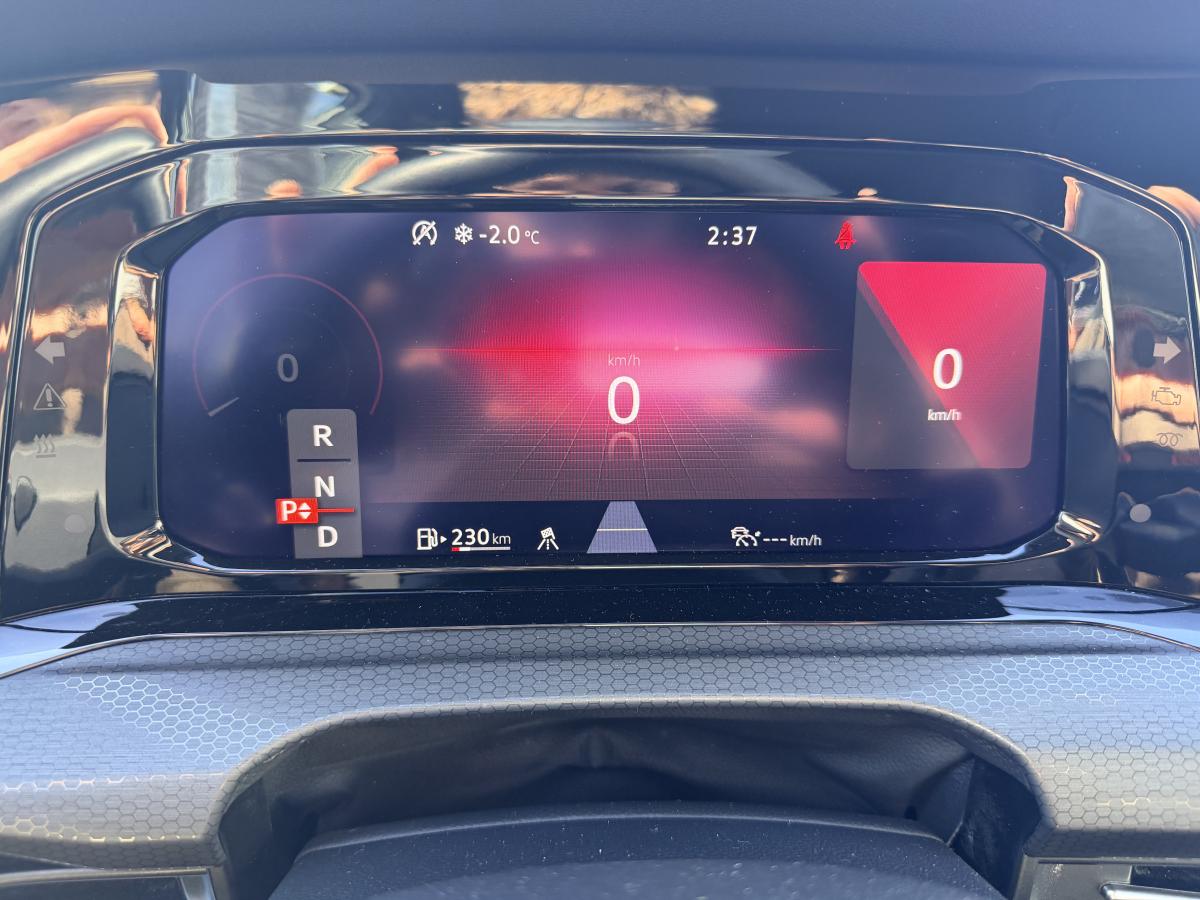 2024 Volkswagen Golf GTI - Image 14