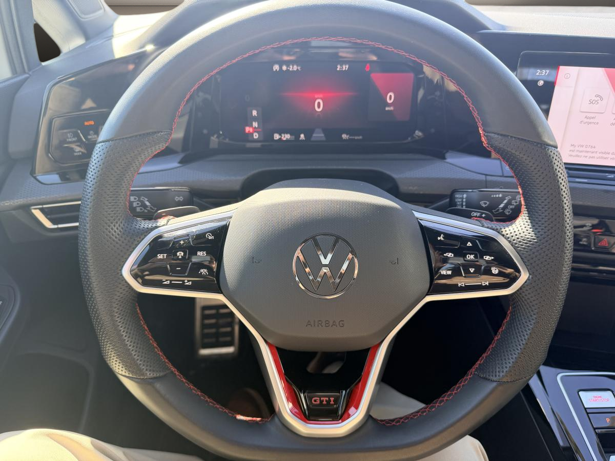 2024 Volkswagen Golf GTI - Image 15