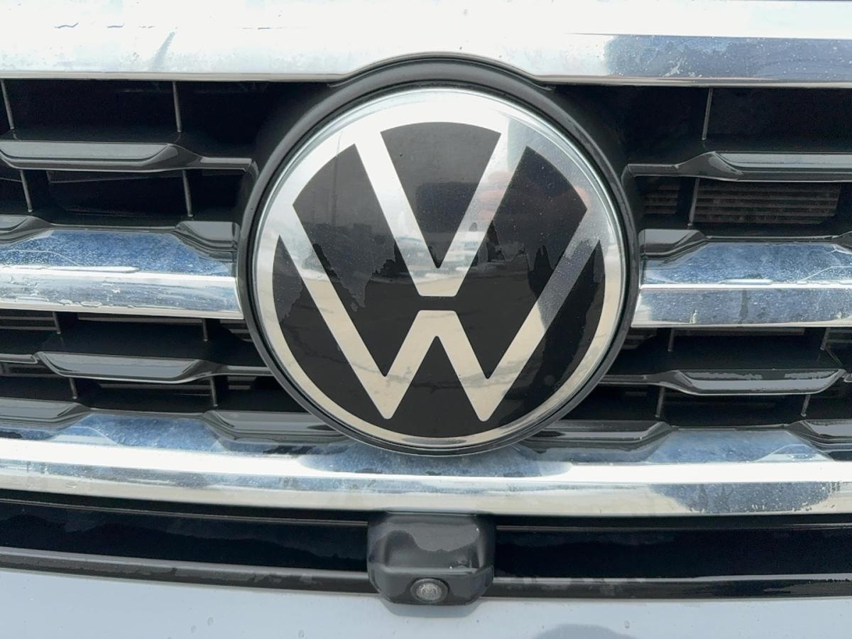 2023 Volkswagen Atlas Cross Sport - Image 13