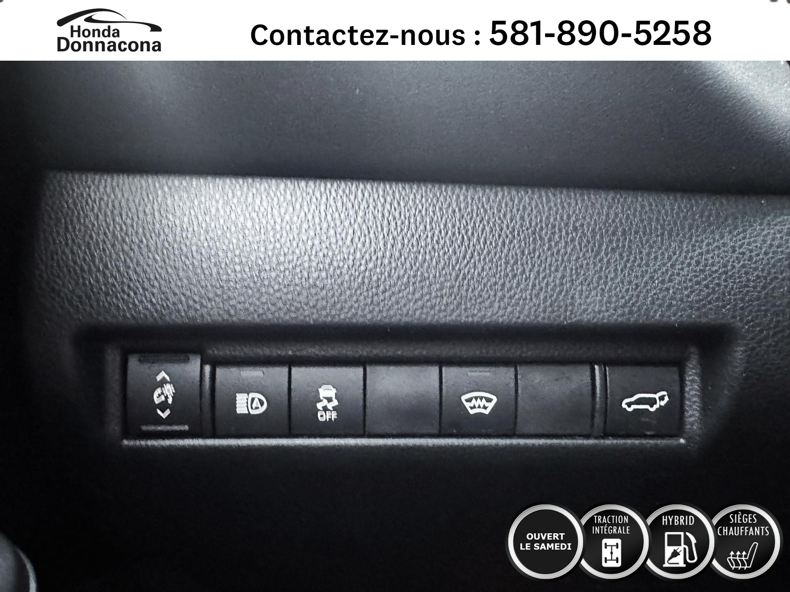 2024 Toyota Venza - Image 13