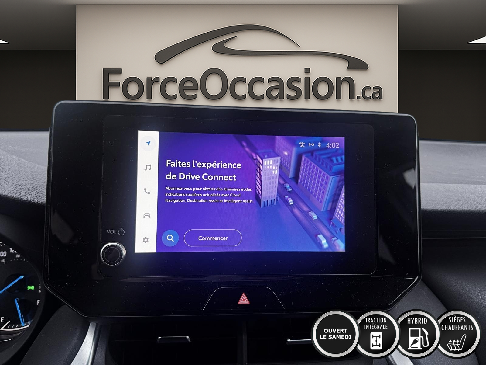 2024 Toyota Venza - Image 14