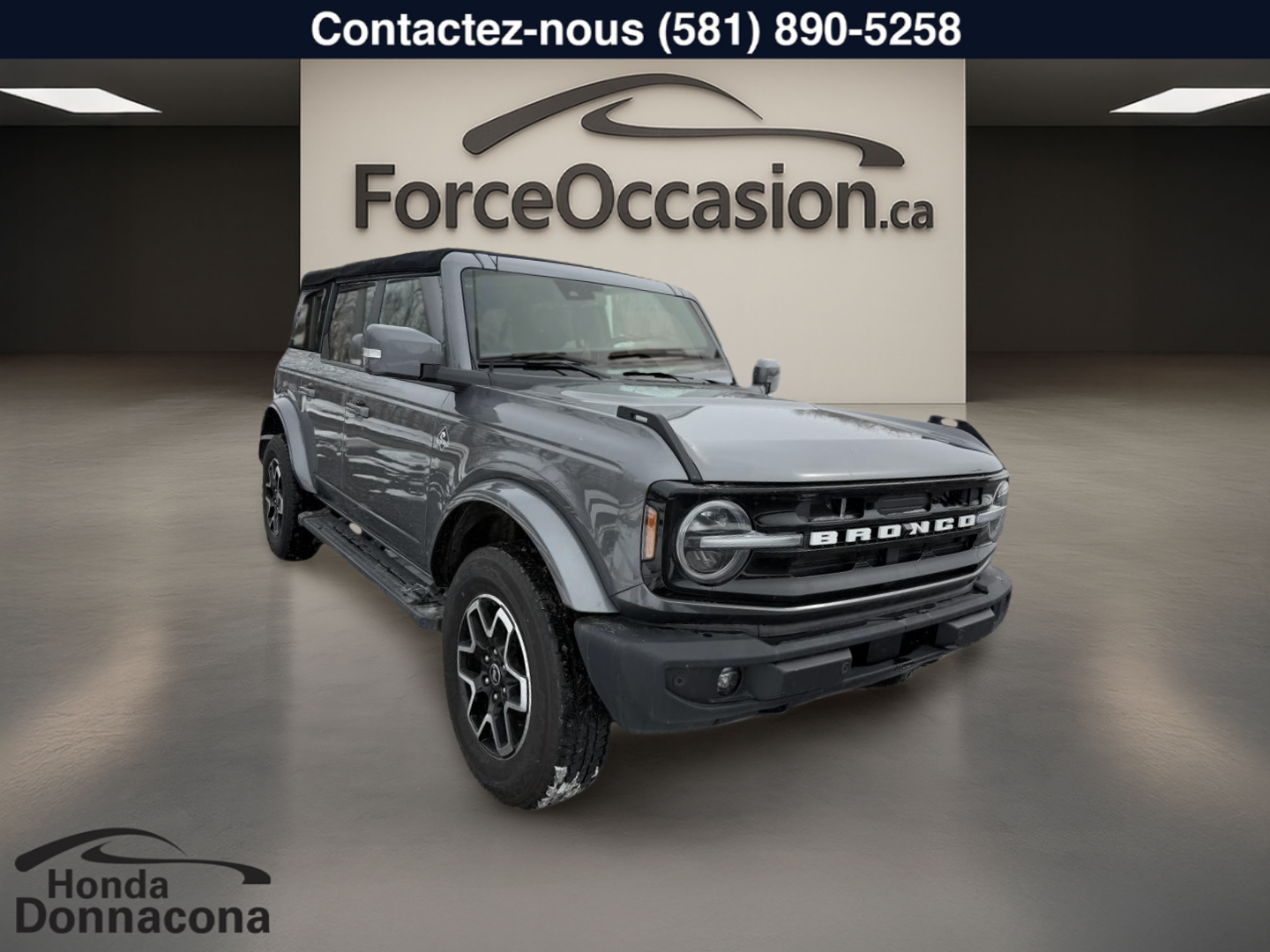 2022 Ford Bronco - Image 11