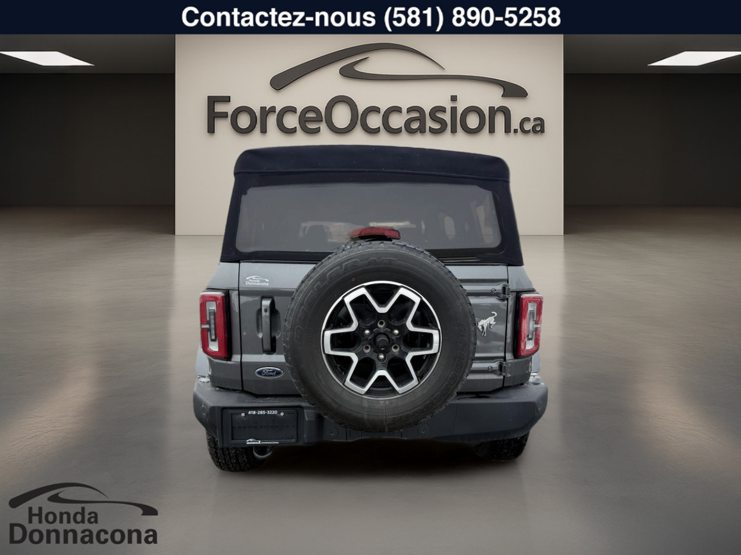 2022 Ford Bronco - Image 12